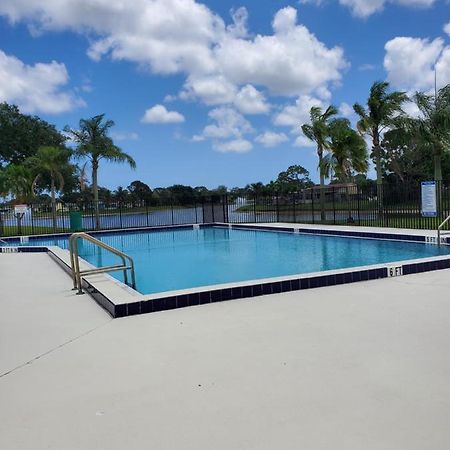 Sun&Fun - Beautiful Renovated 2/2 Villa In Jupiter Exterior foto